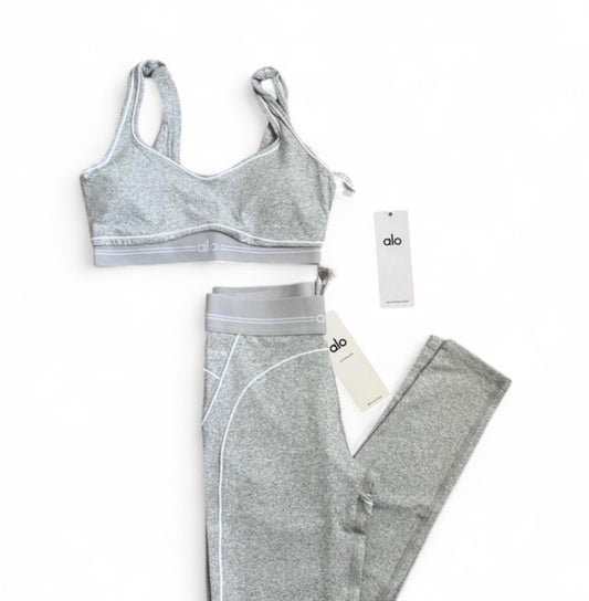 Alo Yoga Set