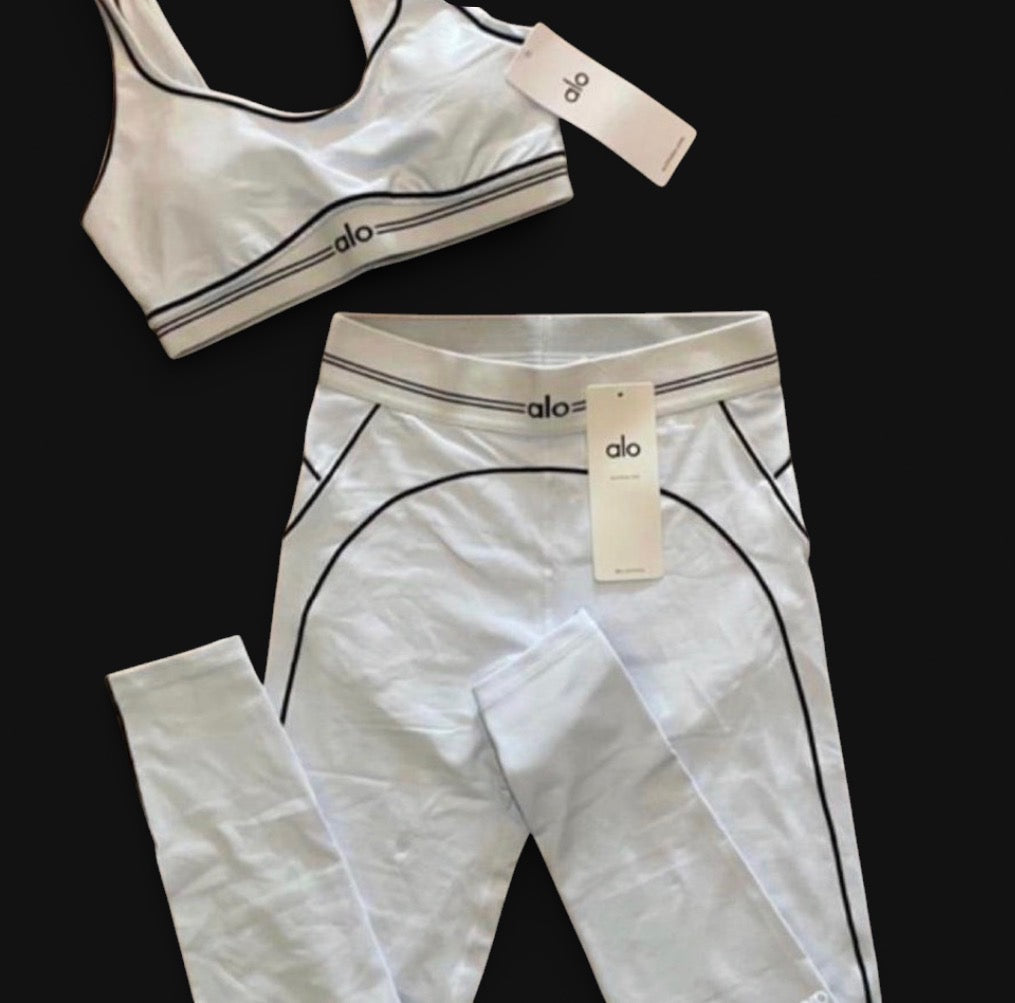 Alo Yoga Set
